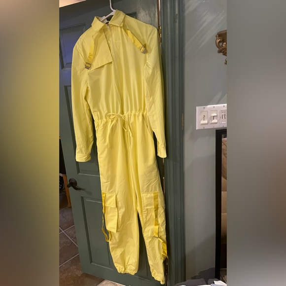 Artica-arbox cargo jumpsuit in shade limelight. Made in Italy - Picture 5 of 14